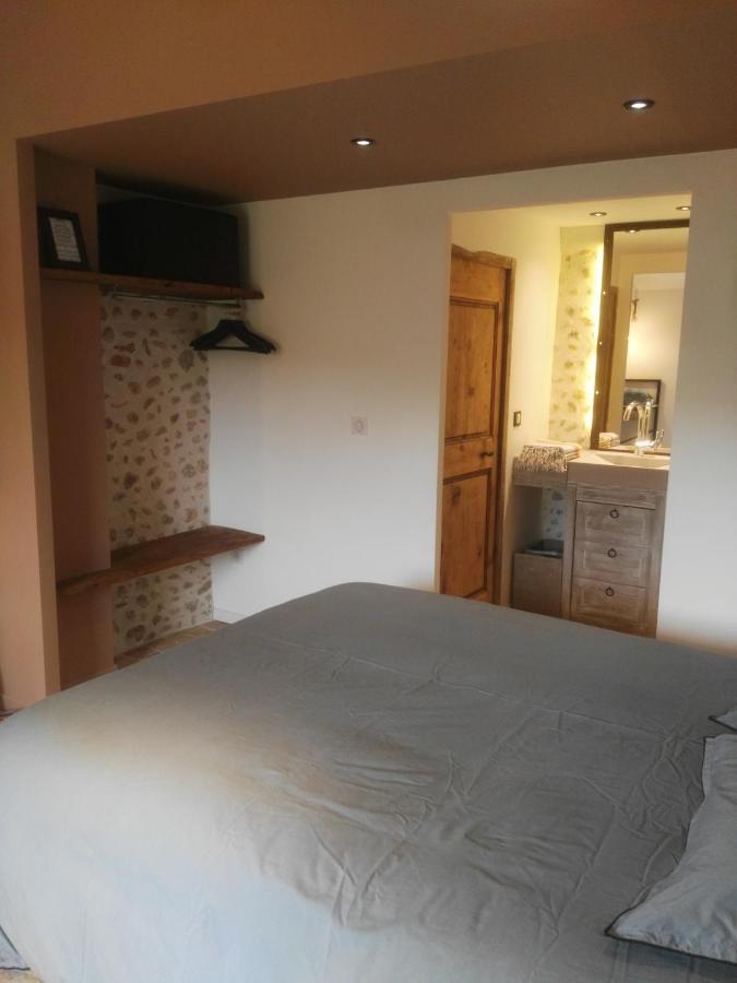 Maison D'Hotes Du Grand Chene Valensole Luaran gambar